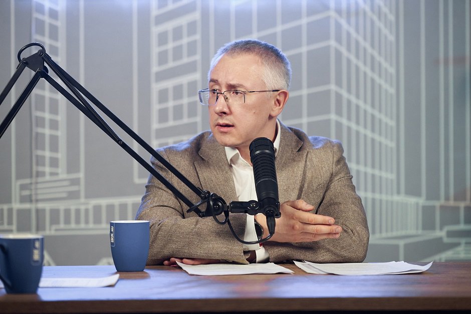 Алексей Макаров: В сферу нашей ответственности входят семьи с детьми, пенсионеры, работающие граждане, участники специальной военной операции, граждане с инвалидностью, пострадавшие на производстве, а также работодатели региона. Алексей Макаров: В сферу нашей ответственности входят семьи с детьми, пенсионеры, работающие граждане, участники специальной военной операции, граждане с инвалидностью, пострадавшие на производстве, а также работодатели региона.